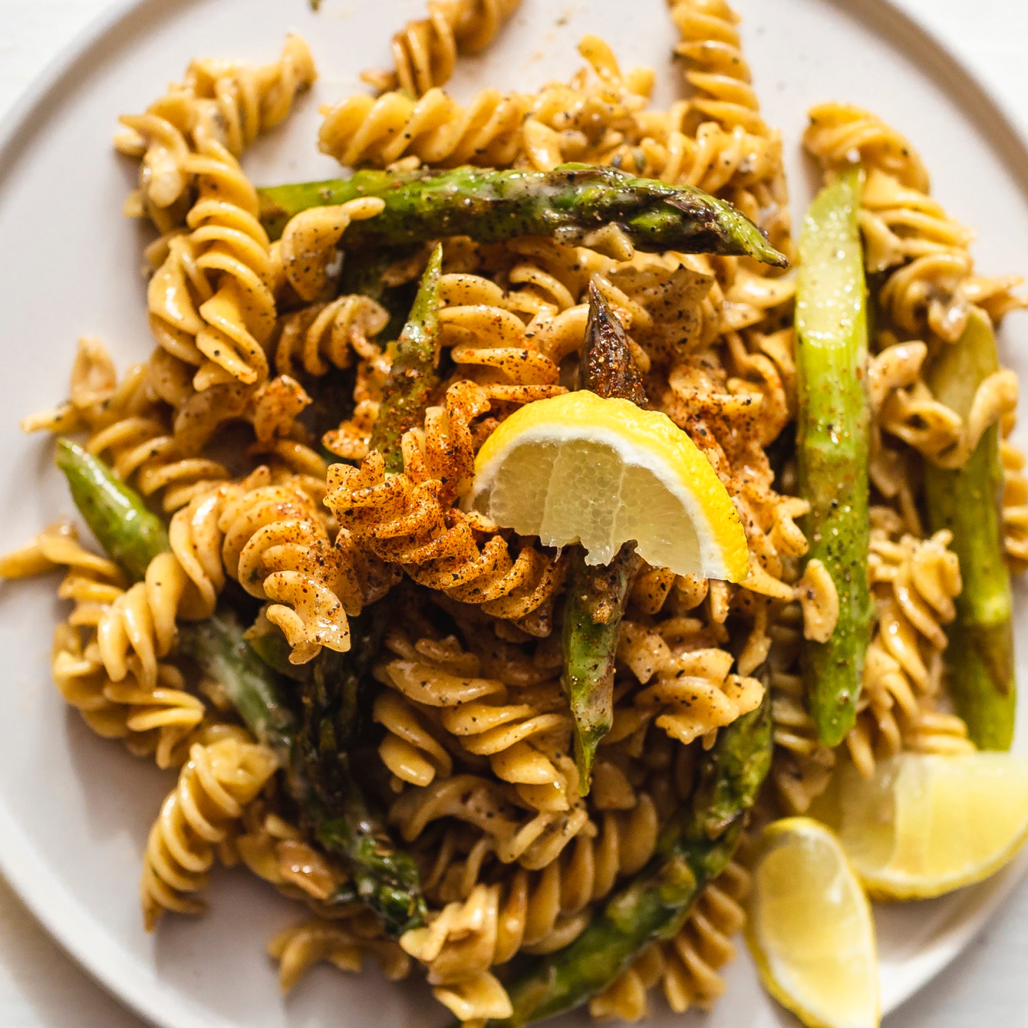 Spirals with Roasted Asparagus and Garlic Butter
&ndash; Chickapea